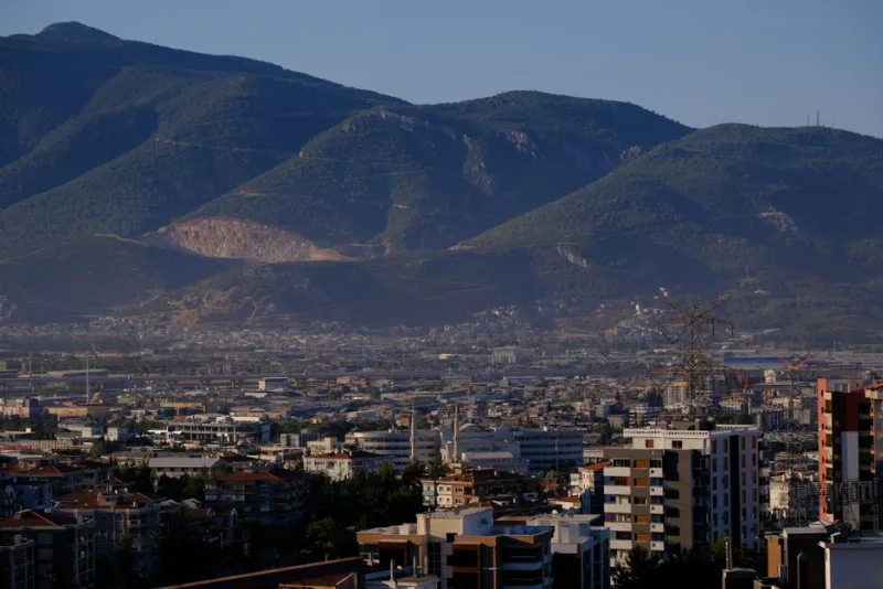 Manisa Şehir Rehberi: Spil Dağı ve Tarihi Mesir