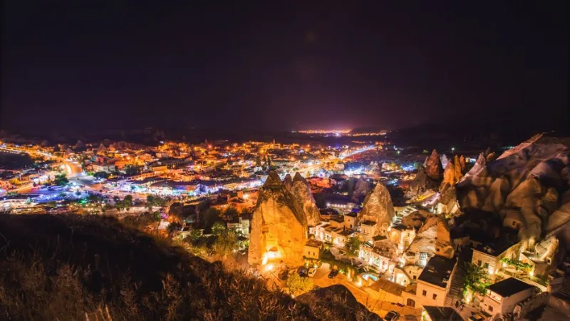 Derinkuyu Yeraltı Şehri: Kapadokya'nın Gizemli Derinlikleri