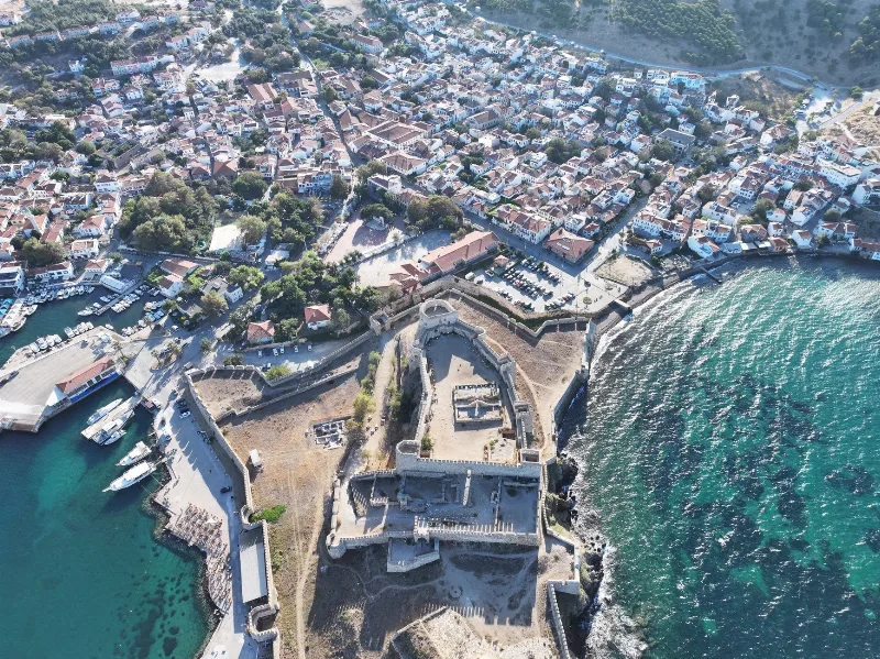 Bozcaada: Marmara'nın Rüzgarlı Adası