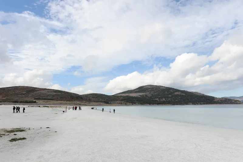 Salda Gölü